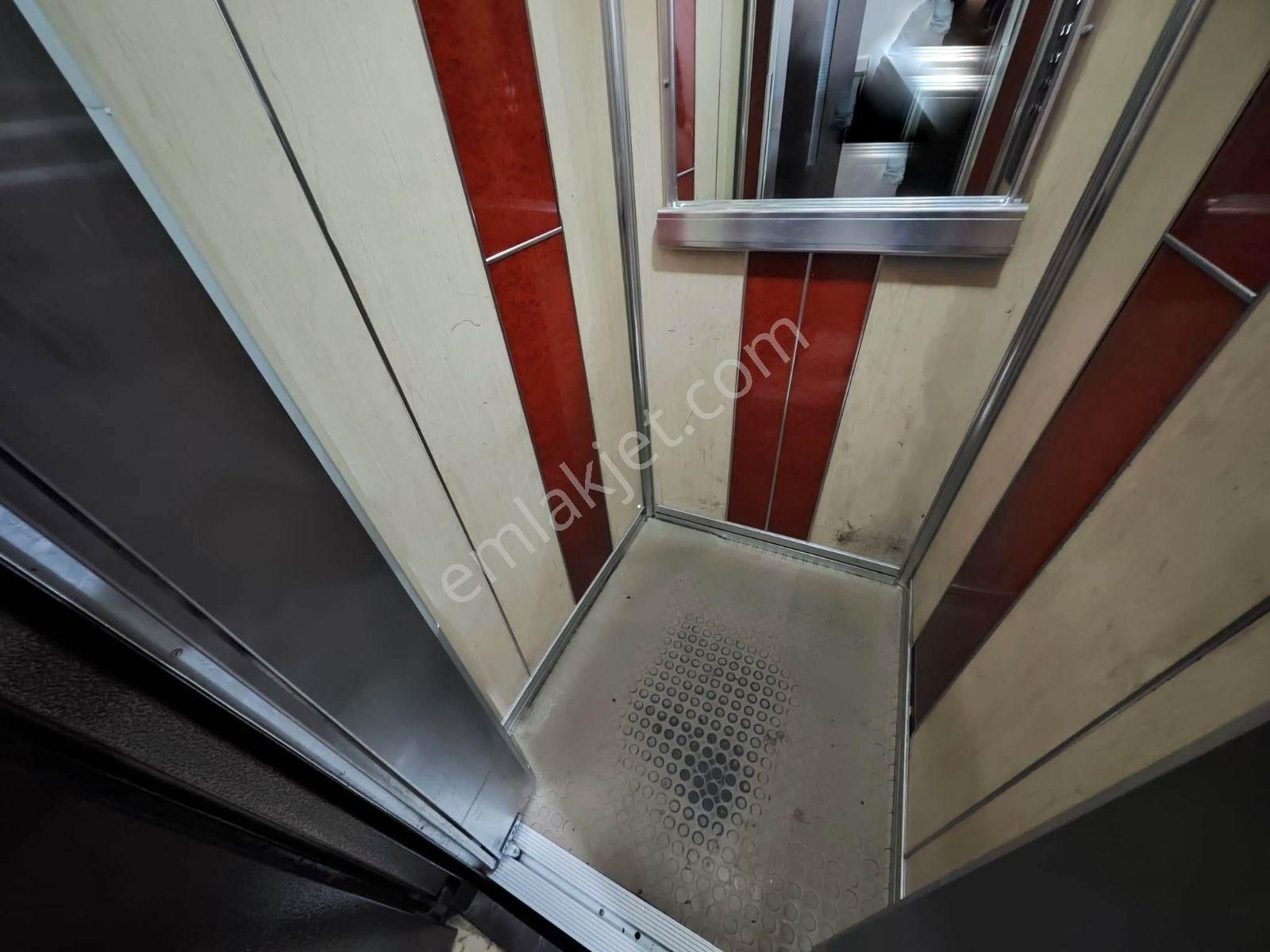 Tutar Da Molla Gürani Camii Yakını 3+1 Krediye Uygun Geniş Daire - Görsel 18