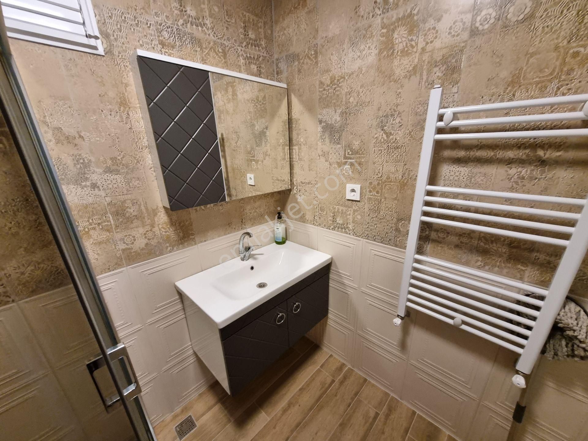 Özel Yapım Lüks , Metroya Yakın, Yenilenmiş 3+1 Daire... - Görsel 14