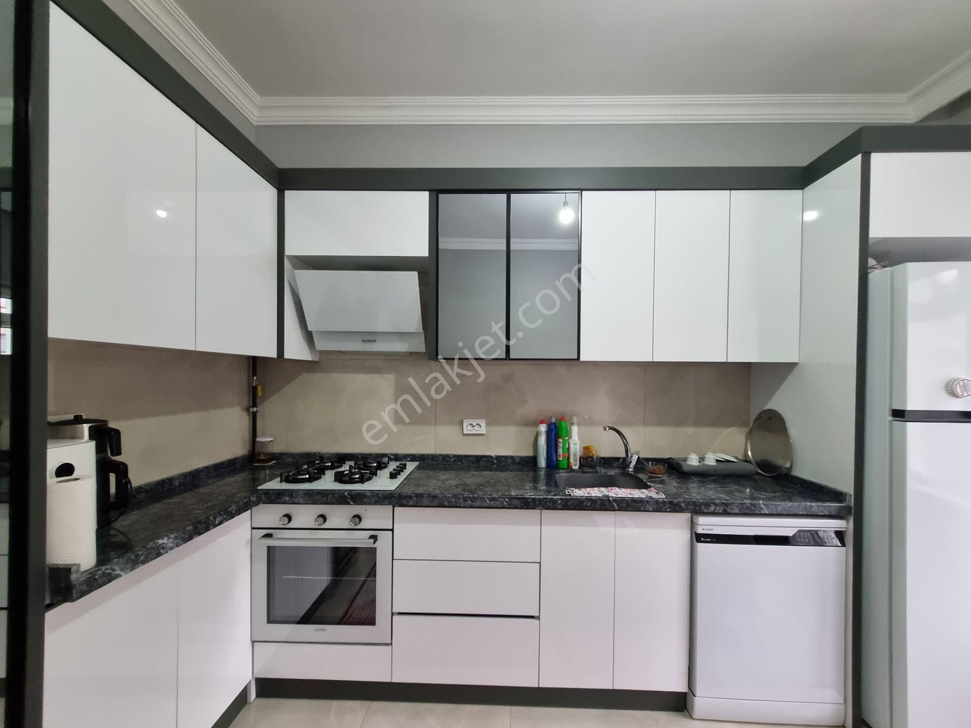 Özel Yapım Lüks , Metroya Yakın, Yenilenmiş 3+1 Daire... - Görsel 2