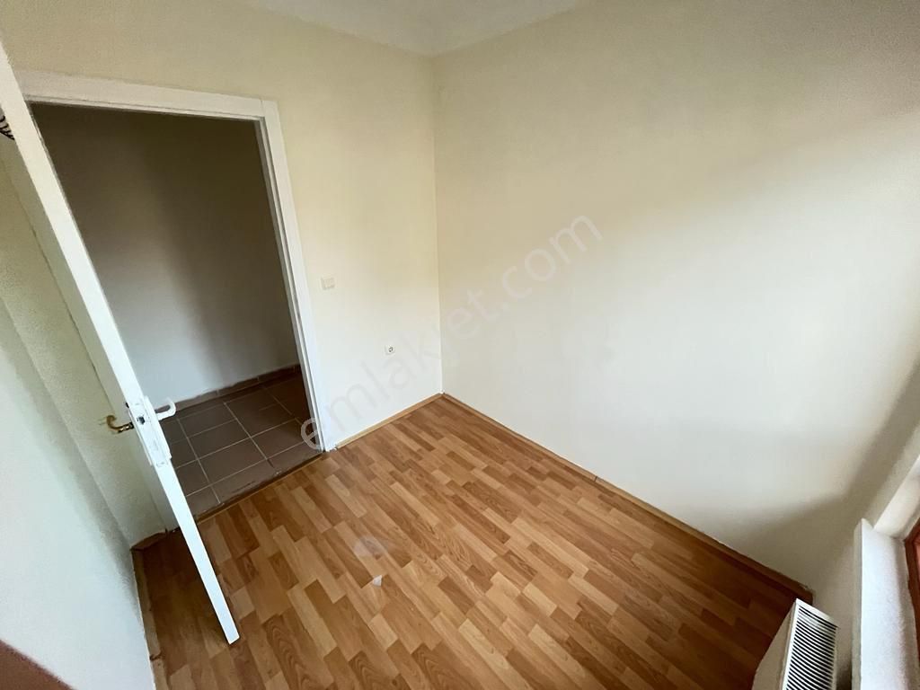Tekin Emlaktan Asansörlü İskanlı Arakat Güney Cephe Emsalsiz Fiyata Satılık 3+1 Daire !!! - Görsel 22