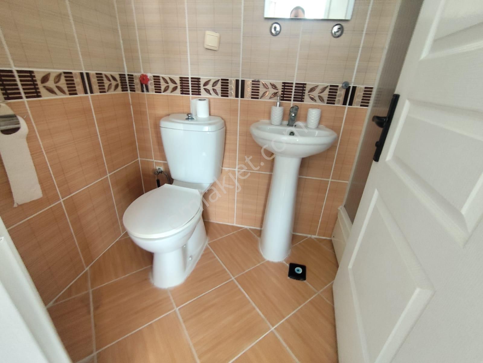 Kuşadası Ege Mah.havuzlu Sitede Eşyalı 3+1 - Görsel 16