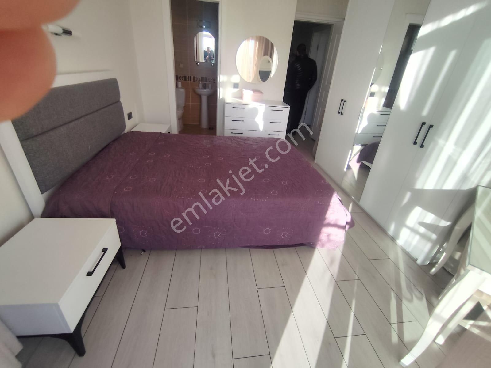 Kuşadası Ege Mah.havuzlu Sitede Eşyalı 3+1 - Görsel 18