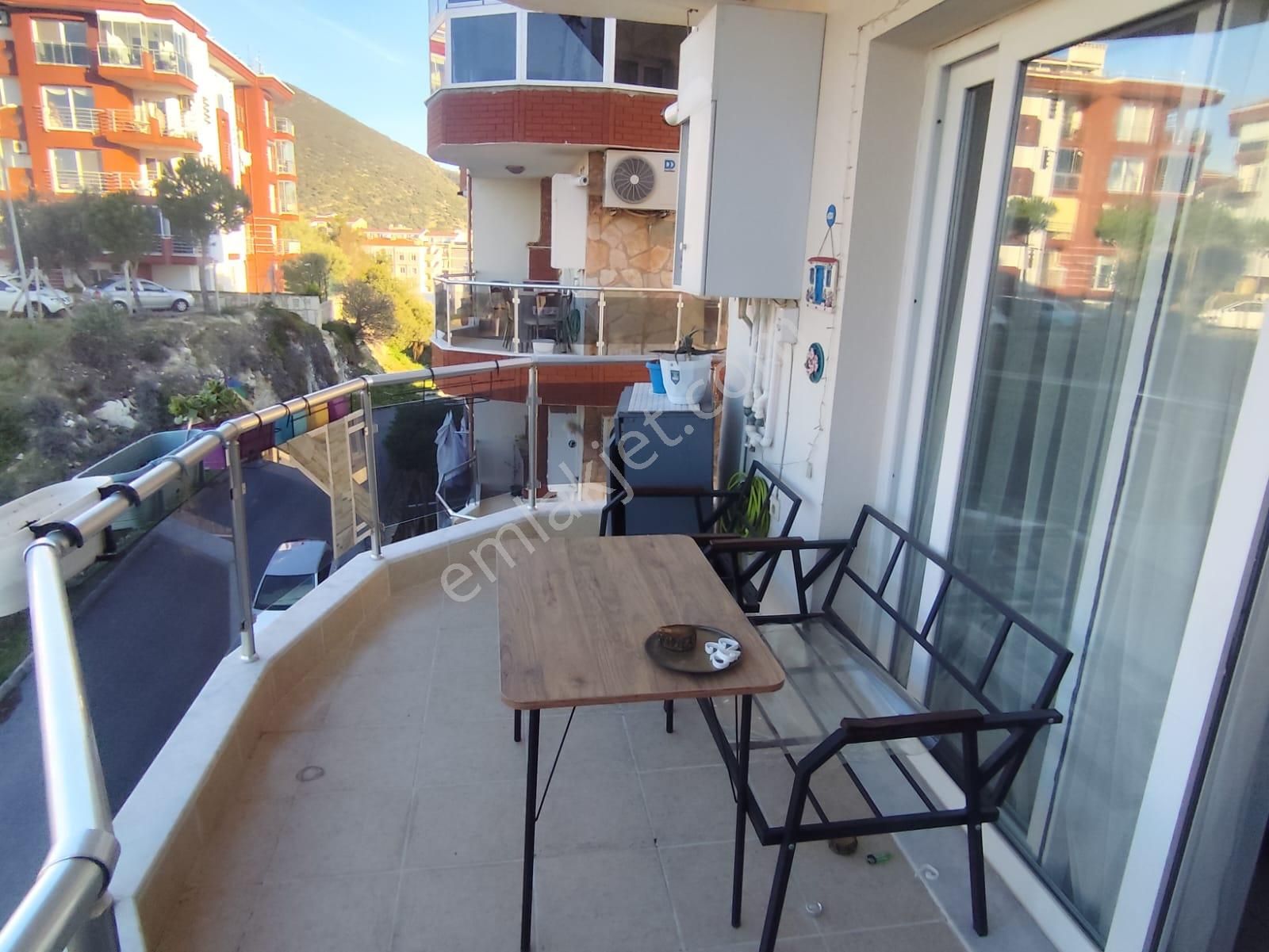 Kuşadası Ege Mah.havuzlu Sitede Eşyalı 3+1 - Görsel 7