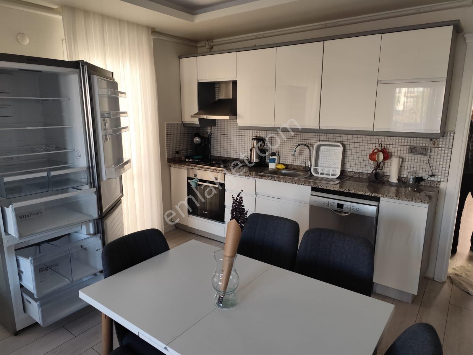 Kuşadası Ege Mah.havuzlu Sitede Eşyalı 3+1 - Görsel 8