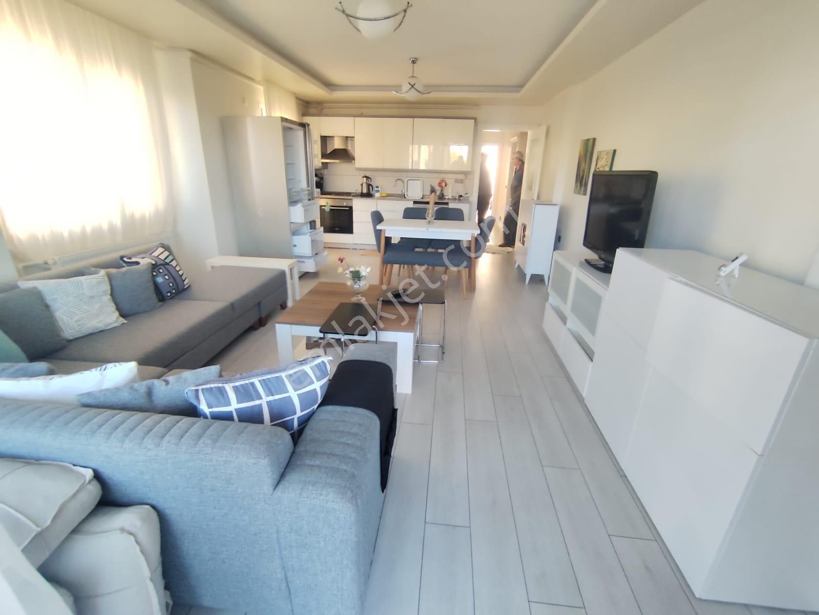 Kuşadası Ege Mah.havuzlu Sitede Eşyalı 3+1 - Görsel 4