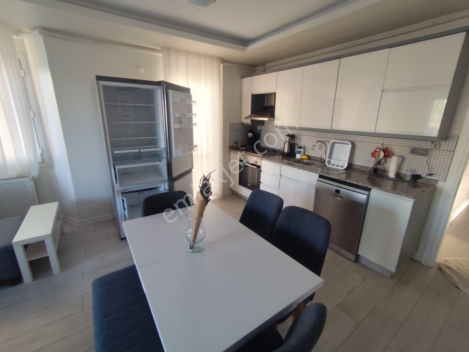 Kuşadası Ege Mah.havuzlu Sitede Eşyalı 3+1 - Görsel 10
