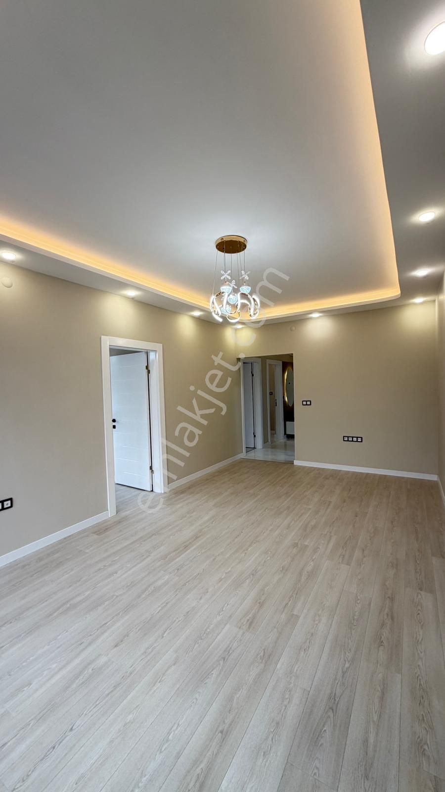 Atanora Vadi'den Dikmen Cadde Paraleli 2 Banyolu Lüks Yapılı Katta Boş 3+1 - Görsel 32