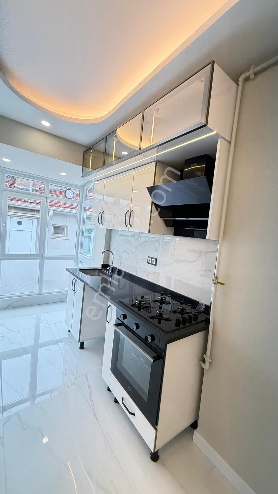 Atanora Vadi'den Dikmen Cadde Paraleli 2 Banyolu Lüks Yapılı Katta Boş 3+1 - Görsel 18