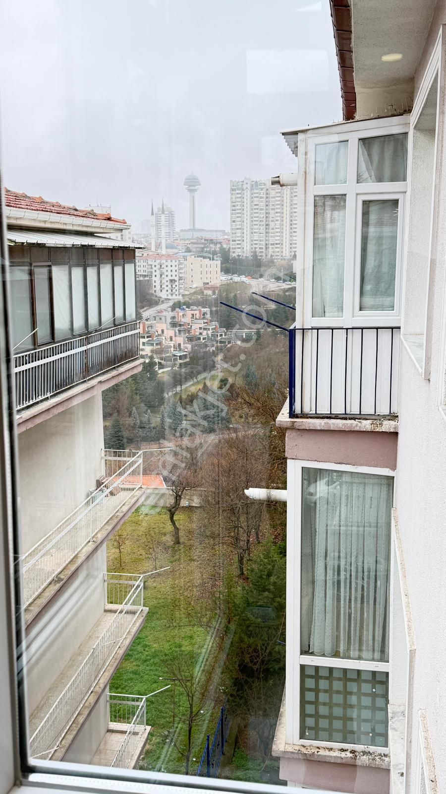 Atanora Vadi'den Dikmen Cadde Paraleli 2 Banyolu Lüks Yapılı Katta Boş 3+1 - Görsel 20