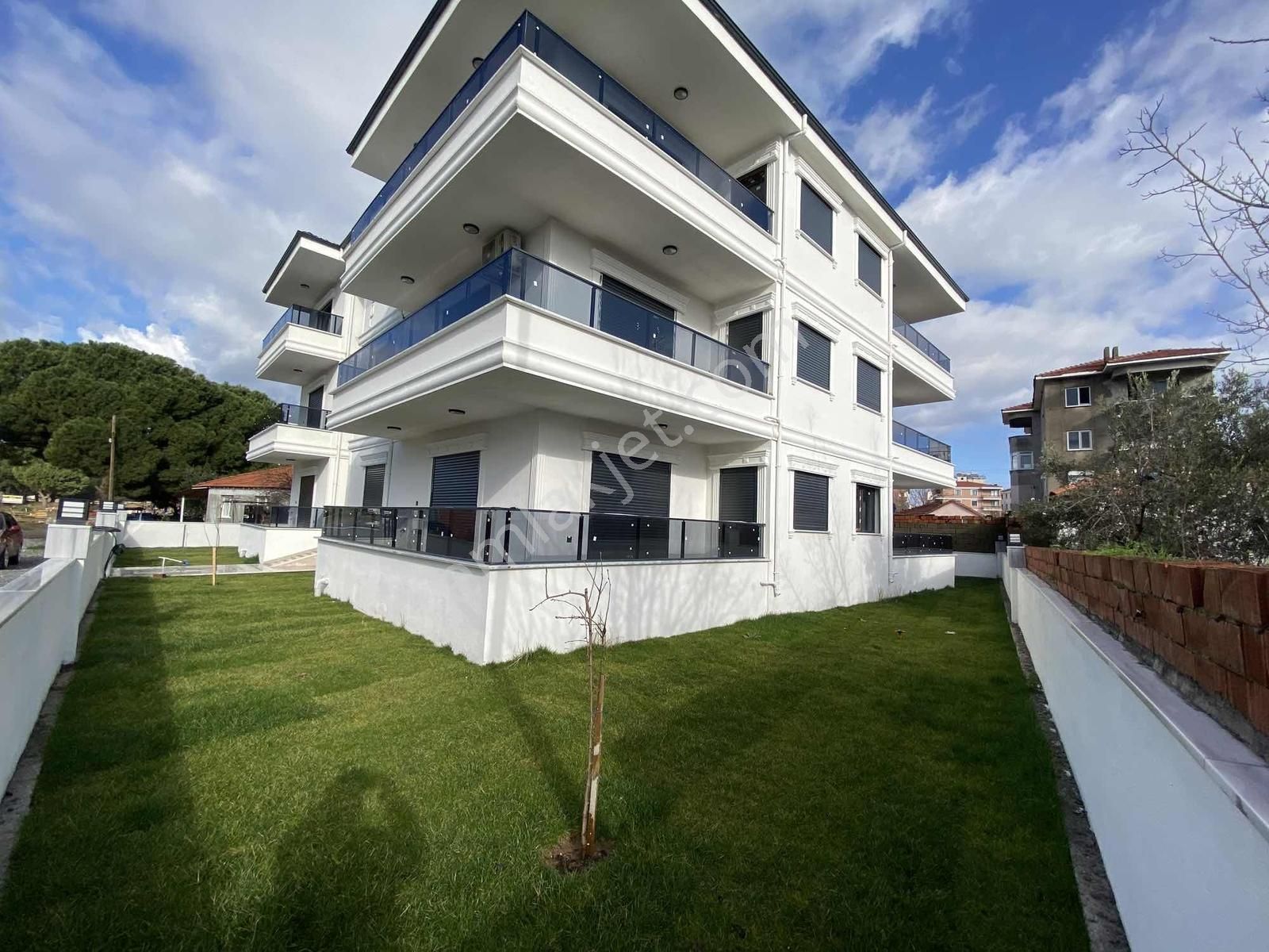 Dağlı !gayrimenkul'den Sıfır2+1 Özel Tasarım Modern'yapım Daire
