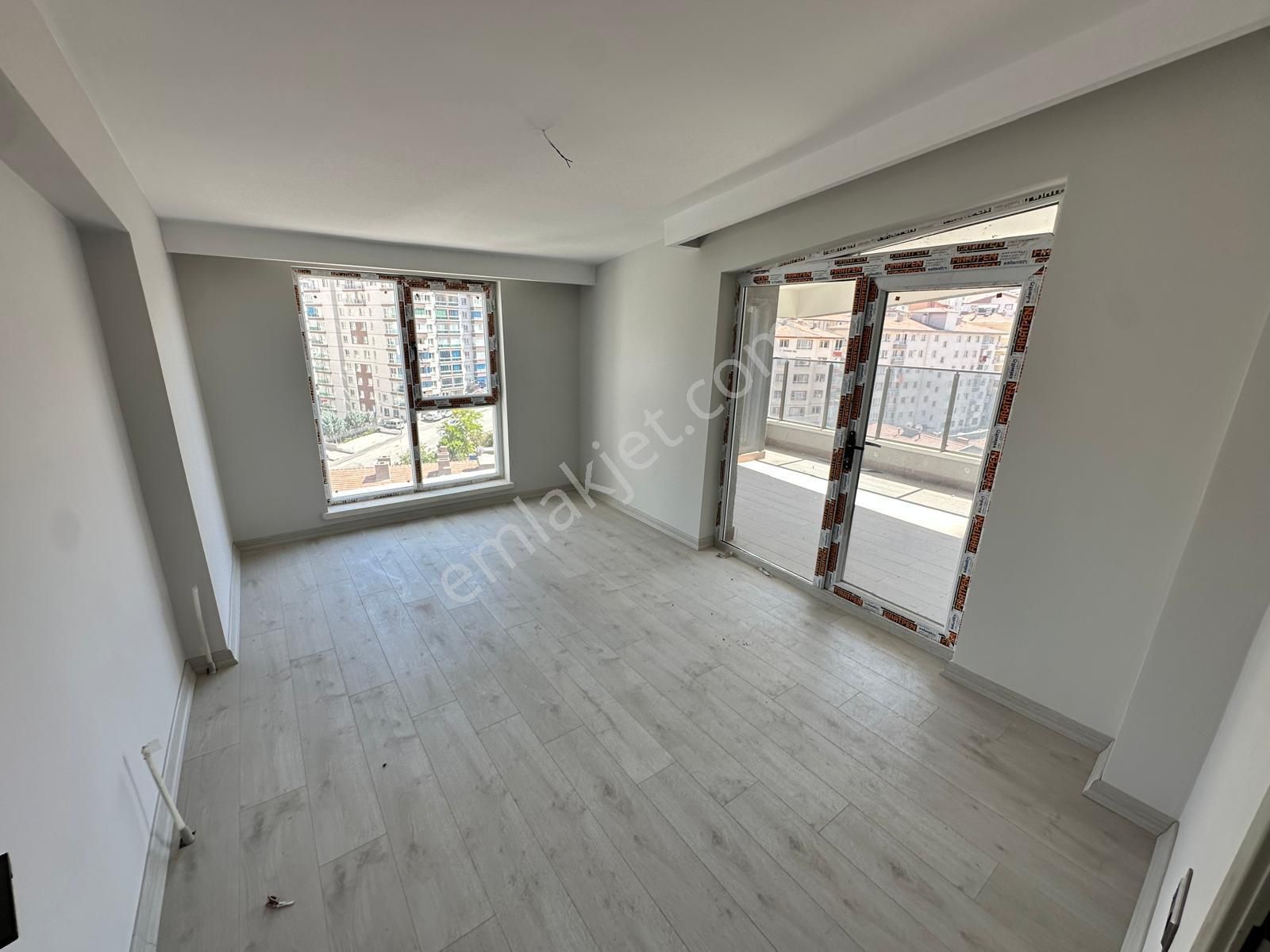 Kent'ten F.korutürk'de Şehir Manzaralı Full+full Yapılı 4+1 Dubleks**** - Görsel 3