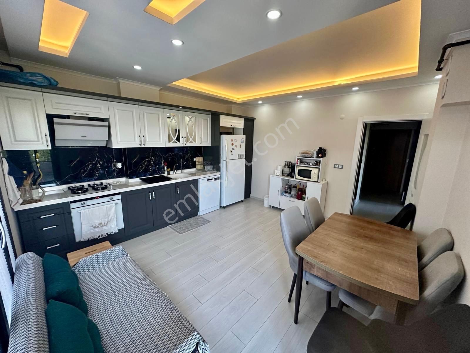 ꧁akçay Ay Emlak'tan꧂ön Cephe Denize Yakın Geniş Manzaralı Teraslı Satılık 3+1 Yeni Şık Dublex Daire - Görsel 8