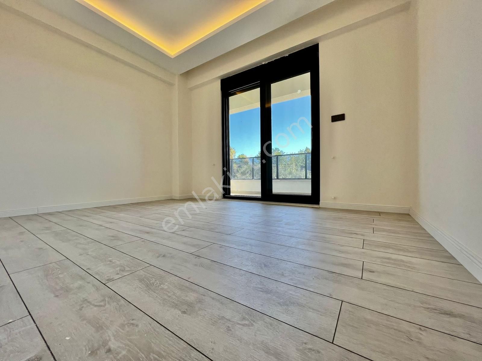 ✨akçay Ay Emlak'tan✨güre'de Kendine Ait Geniş Bahçeli Satılık 7+1 Tasarım Müstakil Villa - Görsel 11