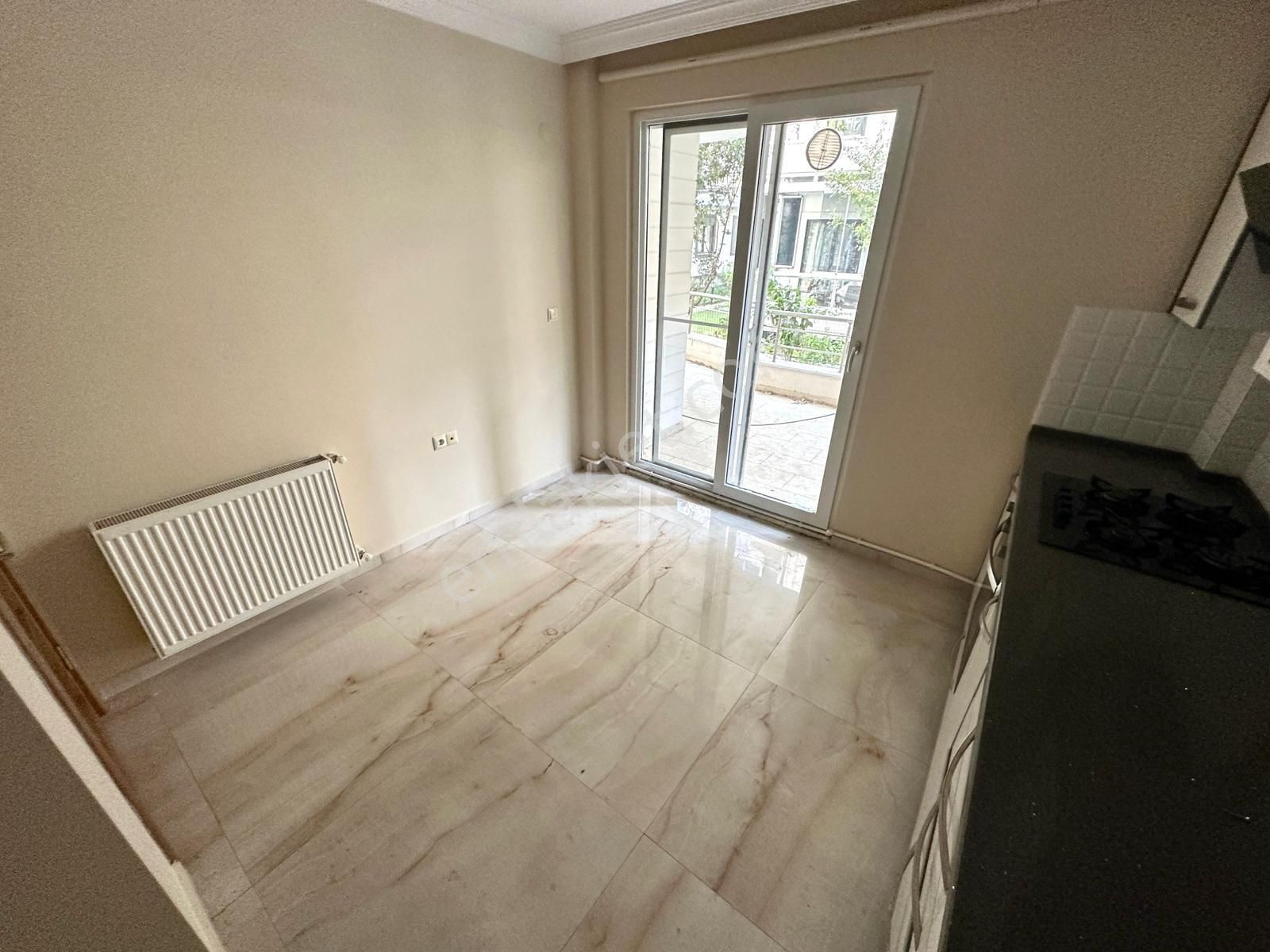 🏡 Referans'tan Akçay'da Asansörlü Ayrı Mutfak Şık Tasarımlı 2+1 Daire - Görsel 6