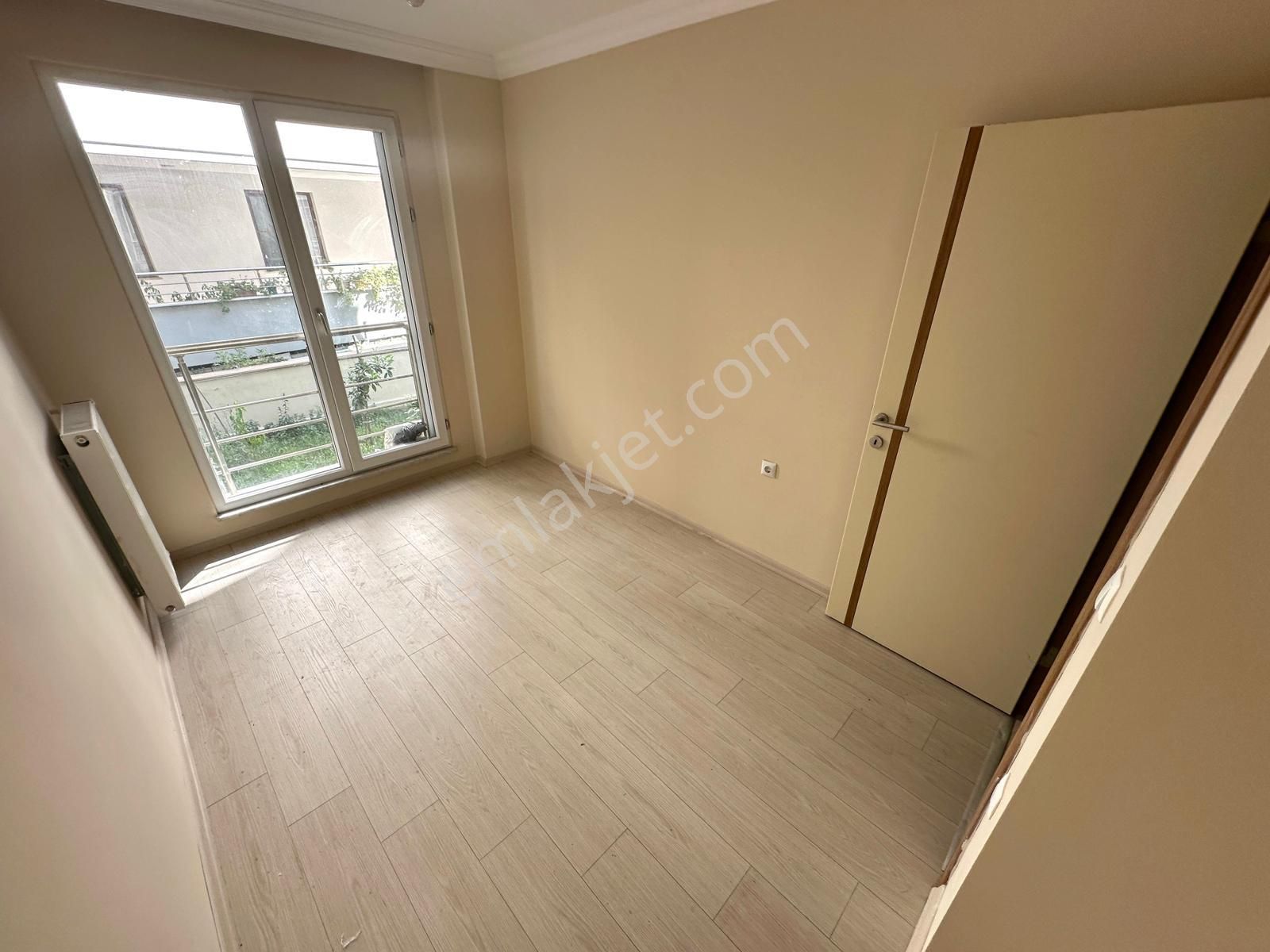 🏡 Referans'tan Akçay'da Asansörlü Ayrı Mutfak Şık Tasarımlı 2+1 Daire - Görsel 29