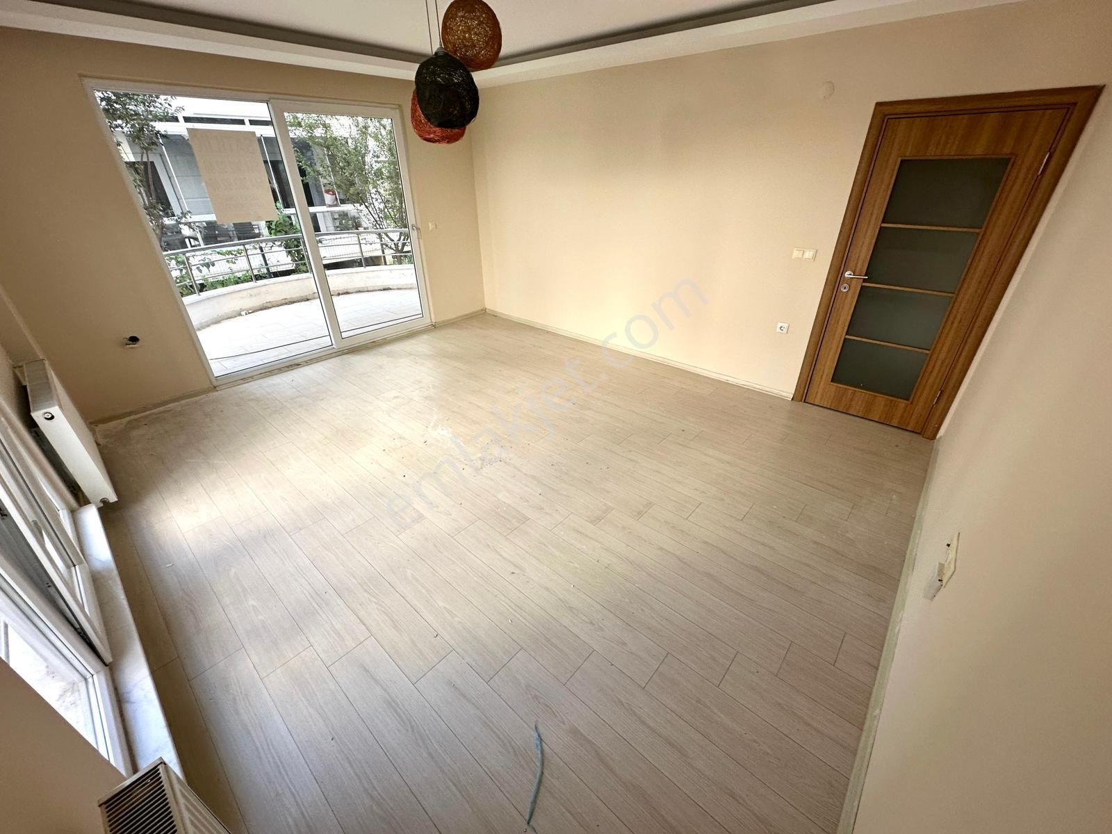 🏡 Referans'tan Akçay'da Asansörlü Ayrı Mutfak Şık Tasarımlı 2+1 Daire - Görsel 12