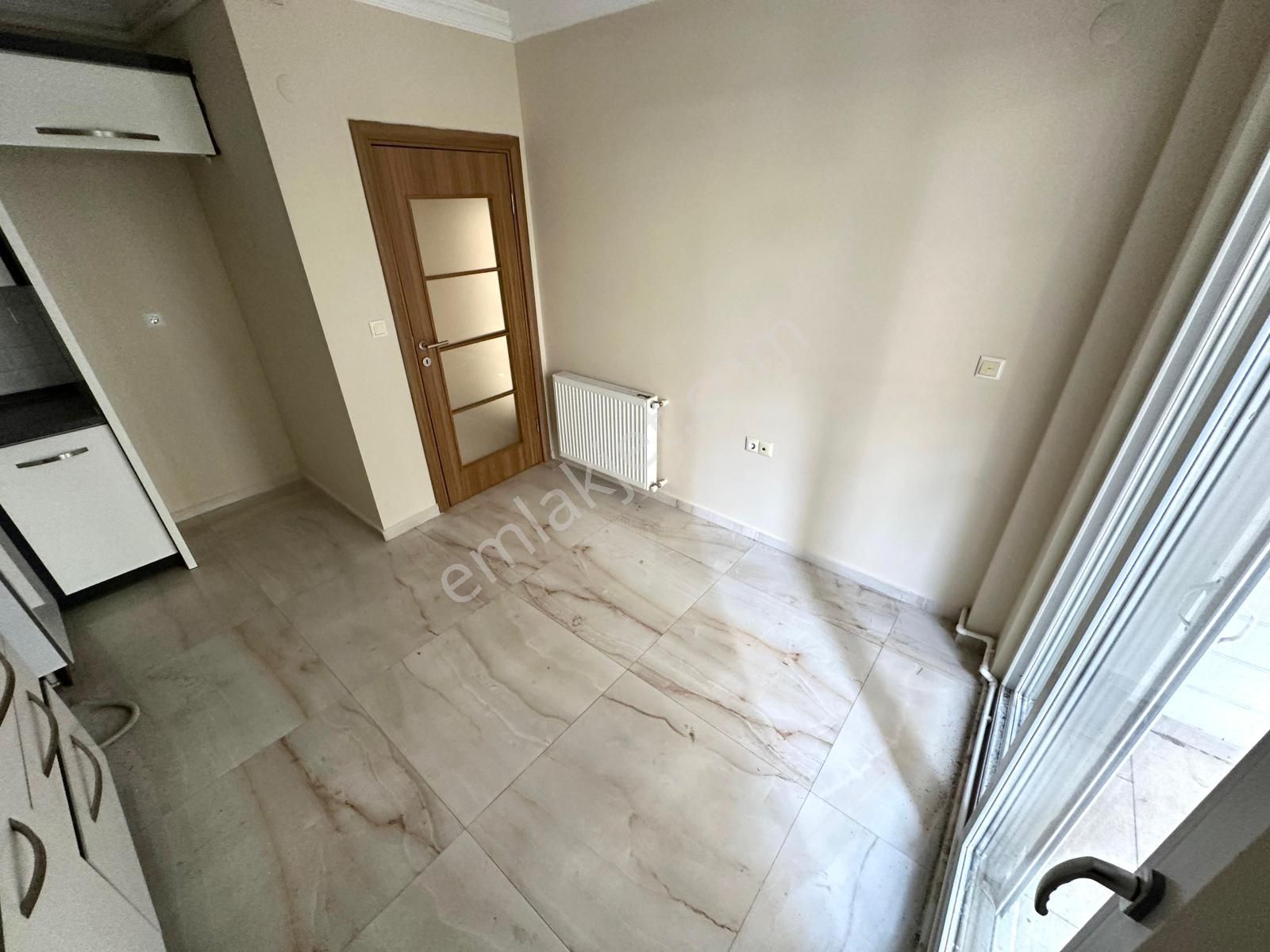 🏡 Referans'tan Akçay'da Asansörlü Ayrı Mutfak Şık Tasarımlı 2+1 Daire - Görsel 7