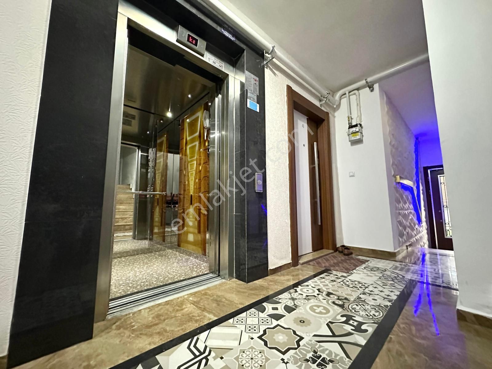 🏡 Referans'tan Akçay'da Asansörlü Ayrı Mutfak Şık Tasarımlı 2+1 Daire - Görsel 33