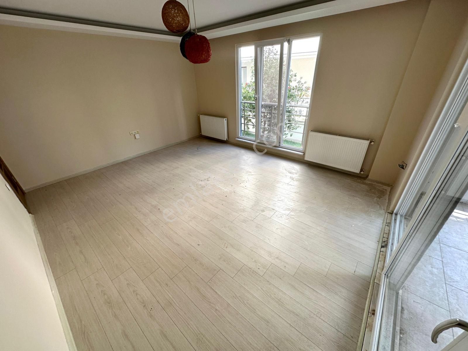 🏡 Referans'tan Akçay'da Asansörlü Ayrı Mutfak Şık Tasarımlı 2+1 Daire - Görsel 10