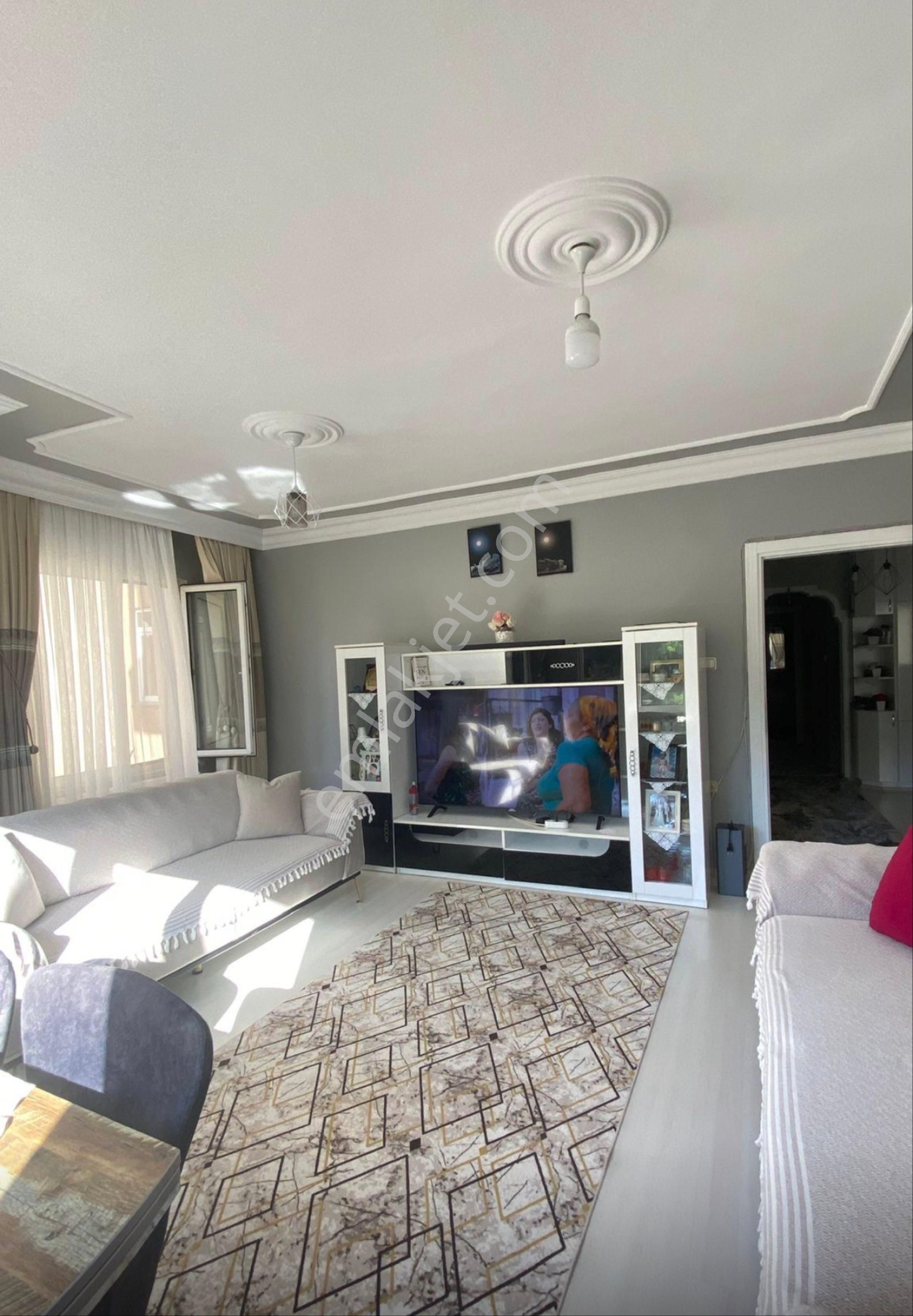 Kazımiye Mahallesi’nde Satılık 3 + 1 Ara Kat Daire - Görsel 2