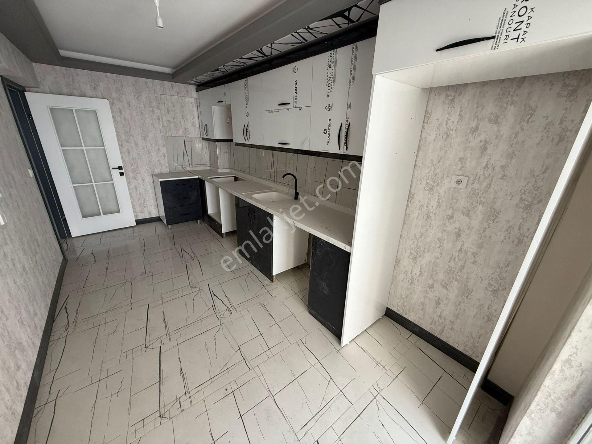 Kent'ten Şahintepe'de Cadde Üzeri 4+1 Asansörlü Teraslı Dubleks - Görsel 7