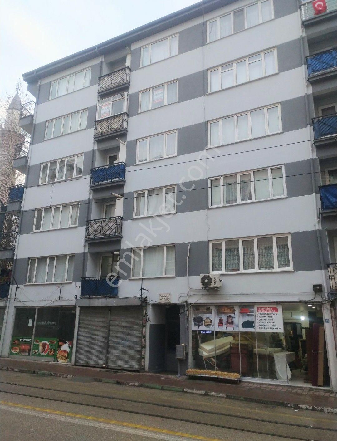 İncirli Cadde Üzeri 2+1.100m.4.arakat Kombili.daire