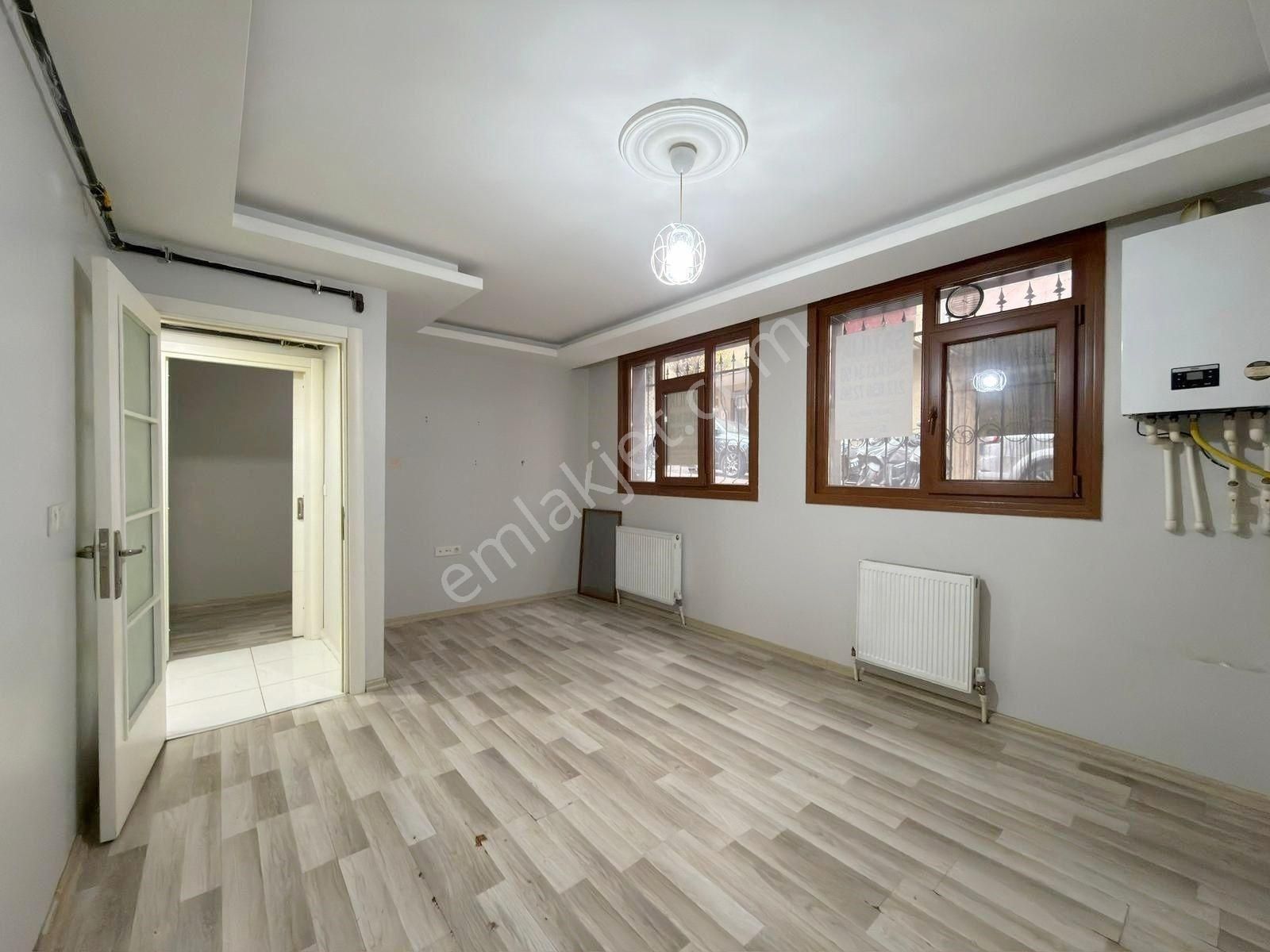 Yıldız Dan Fevziçakmakta Metrose Yakın Boş Fırsat Kredili 2+1 Daire - Görsel 2