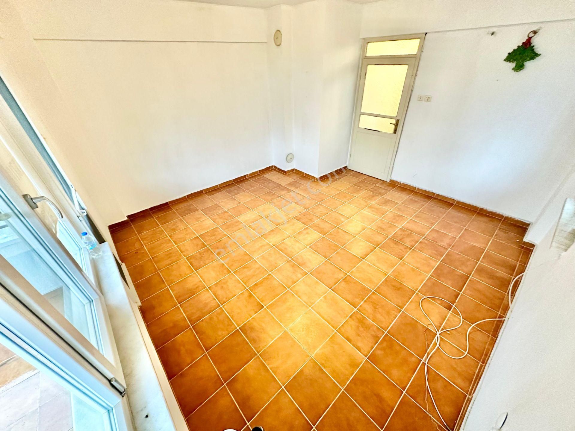 ꧁ay Emlaktan꧂akçay Merkezde Muhteşem Konumlu Öncephe Arakat Ayrı Mutfak Satılık 2+1 Masrafsız Daire - Görsel 7