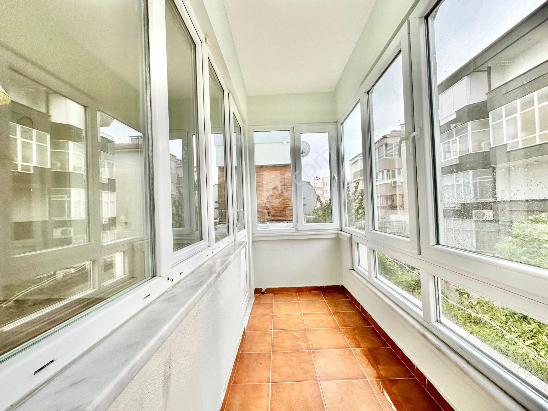 ꧁ay Emlaktan꧂akçay Merkezde Muhteşem Konumlu Öncephe Arakat Ayrı Mutfak Satılık 2+1 Masrafsız Daire - Görsel 12