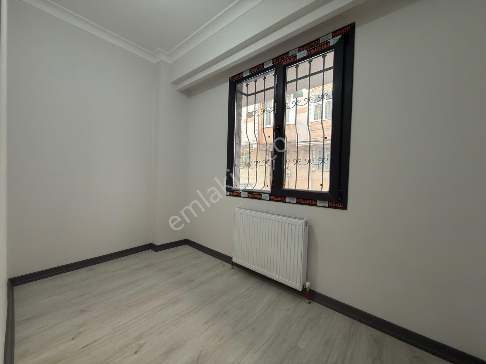 Yıldız Dan Mevlana Camisi Karşısı Satılık Çift Cepheli 2+1 Y-giriş Daire - Görsel 4