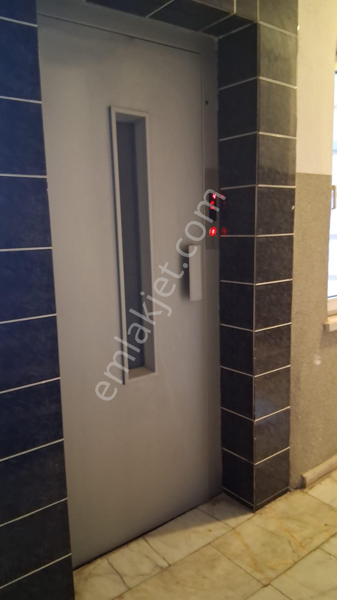 Konyaaltı Gürsu Mh'de Denize 3 Dk.mesafede Site İçinde - Görsel 9