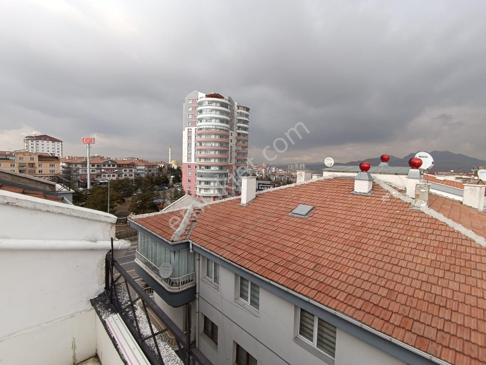 Kent'ten Doğukent Cadde Üzeri 5+1 Teraslı Manzaralı Dubleks - Görsel 17