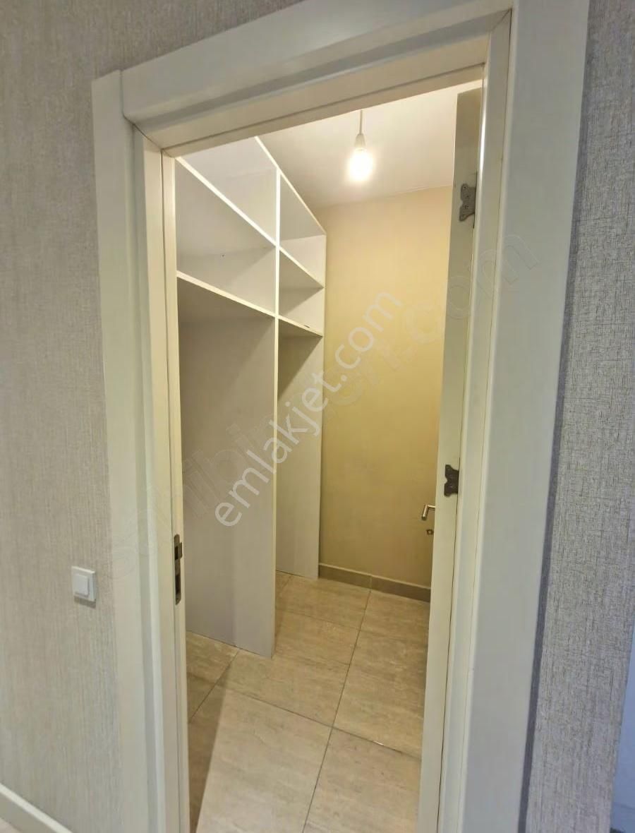 Beylikdüzü Vira İstanbul Sitesi Satılık 4,5+1 Daire - Görsel 11