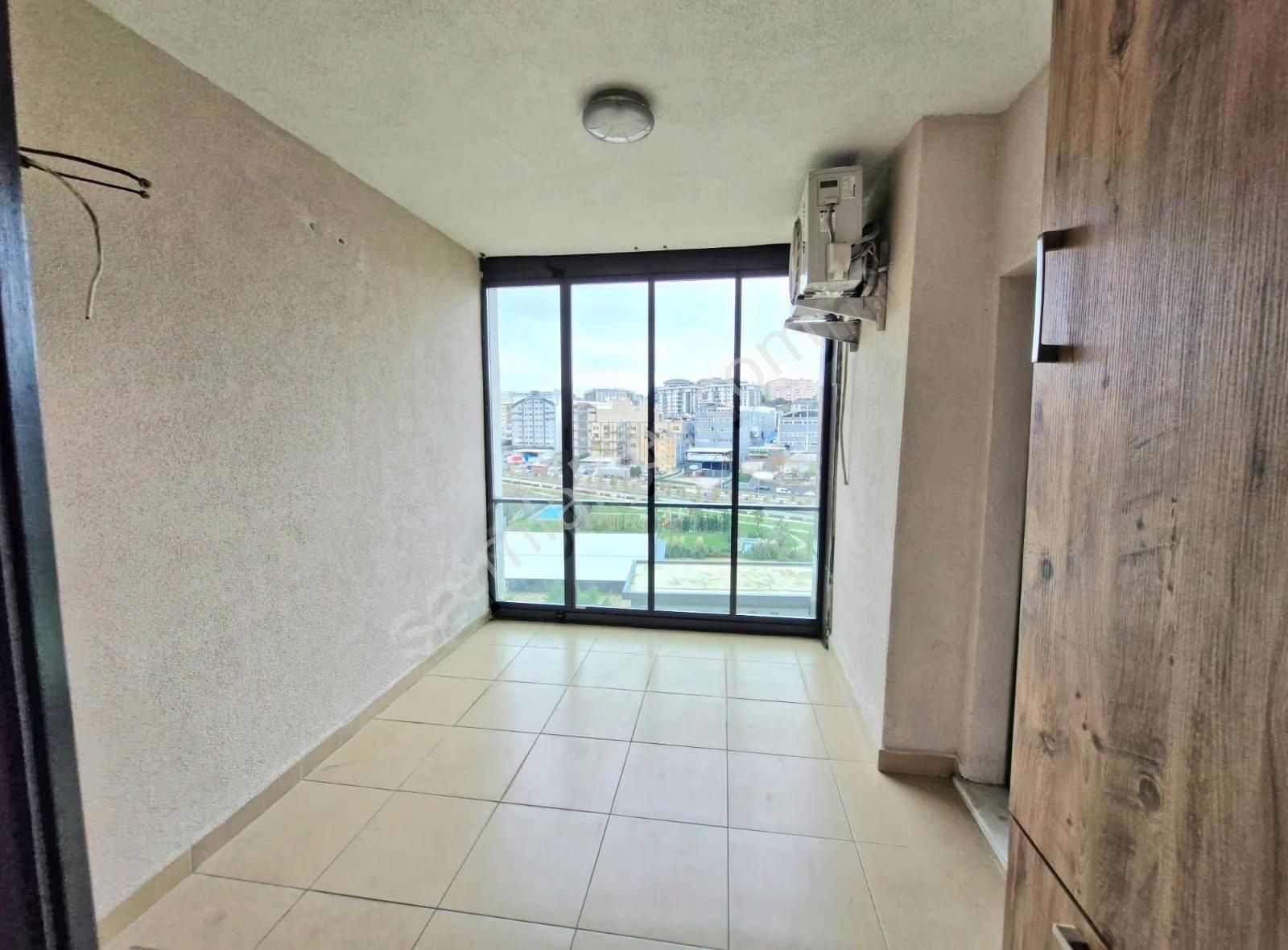 Beylikdüzü Vira İstanbul Sitesi Satılık 4,5+1 Daire - Görsel 18