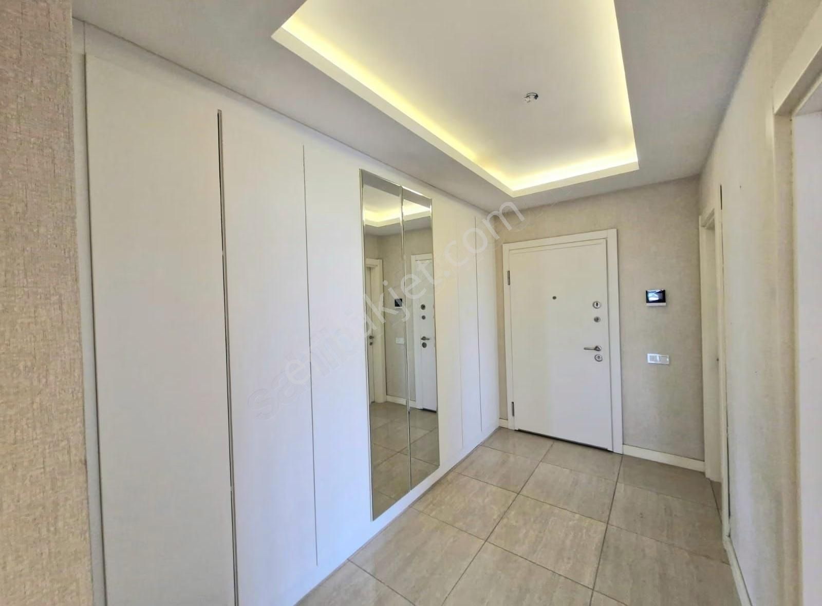 Beylikdüzü Vira İstanbul Sitesi Satılık 4,5+1 Daire - Görsel 31