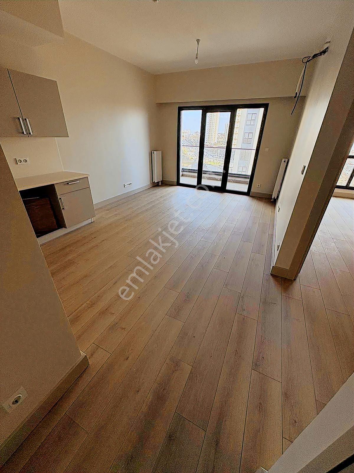 Modernyaka Tek Yetkili Kiralık Ofisi 1+1 Kiralık (my50)