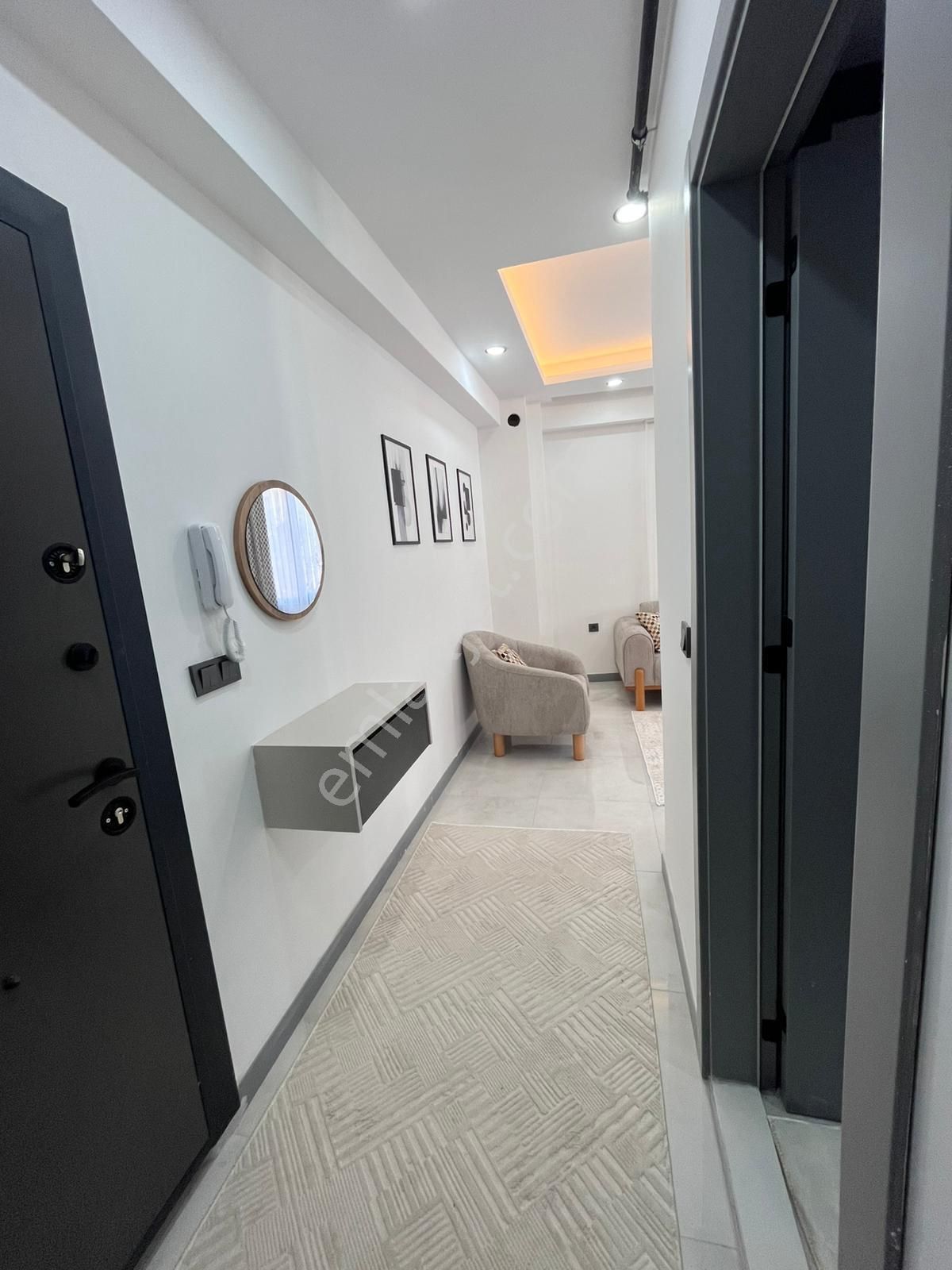 Ender Uysal Gayrimenkulden Karaman Mahallesin De Satılık Lüx 1+1 Balonlu Apart... - Görsel 3