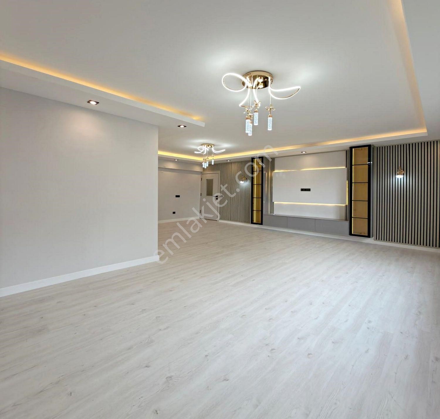 Umut Sitesinde Full Yapılı Peyzaj Cephe 3+1 Kiralık Daire - Görsel 9