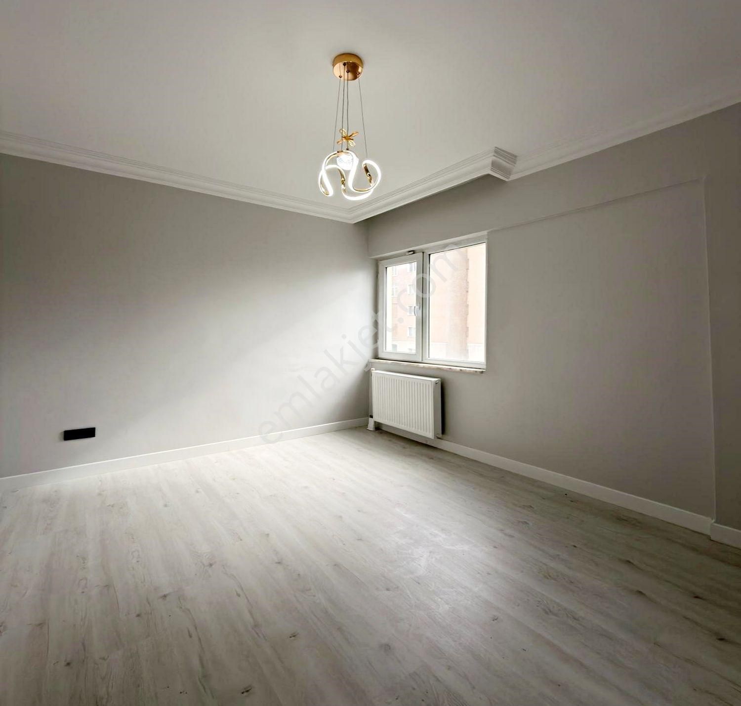 Umut Sitesinde Full Yapılı Peyzaj Cephe 3+1 Kiralık Daire - Görsel 21