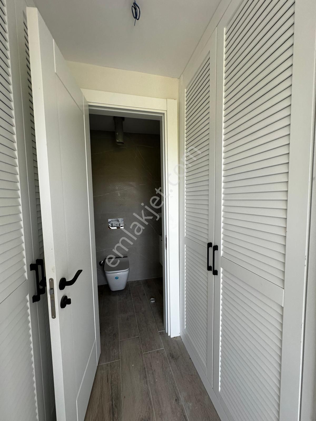 Kuşadası Karaova'da Denize Ve Avm'lere Yürüme Mesafesi Sıfır 5+2 - Görsel 12