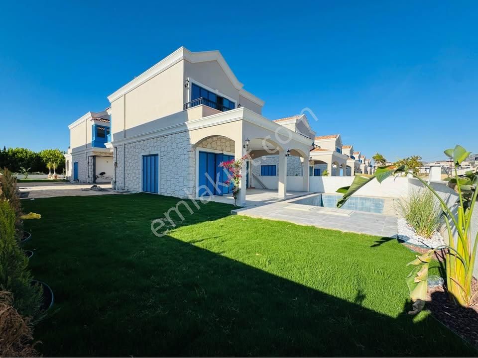 Kuşadası Karaova'da Denize Ve Avm'lere Yürüme Mesafesi Sıfır 5+2 - Görsel 33