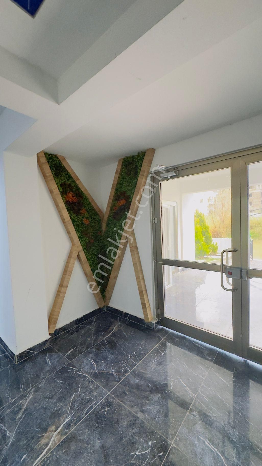 Finike Sahlde Deniz Manzaralı 1+1 Kiralık Daire