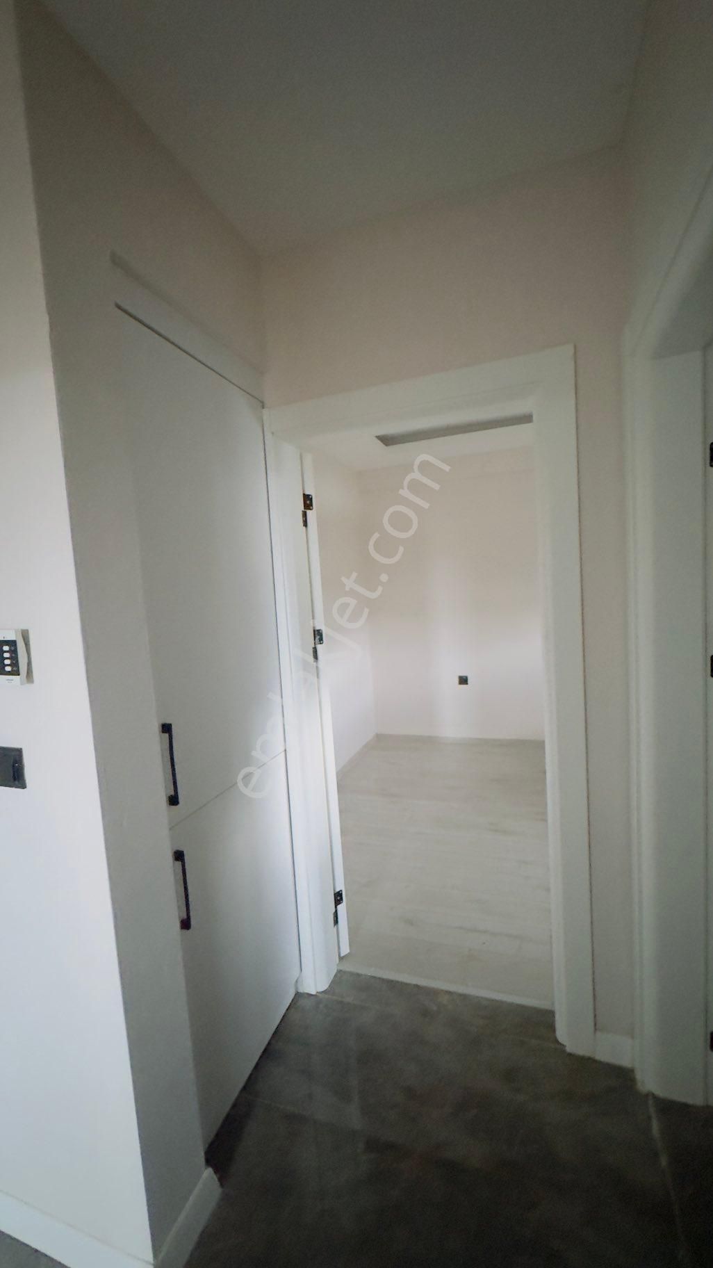 Finike Sahlde Deniz Manzaralı 1+1 Kiralık Daire - Görsel 11