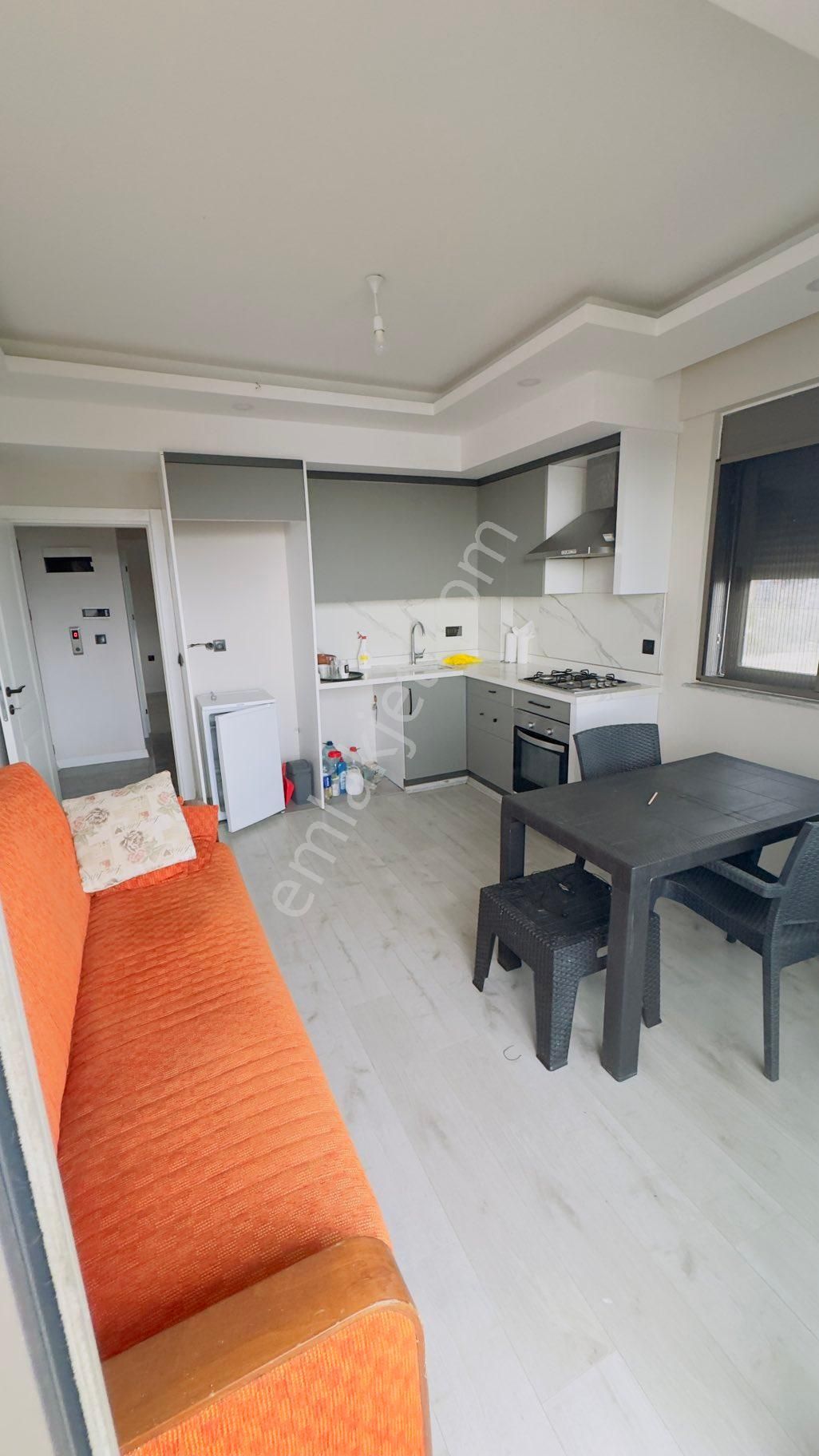 Finike Sahlde Deniz Manzaralı 1+1 Kiralık Daire - Görsel 4