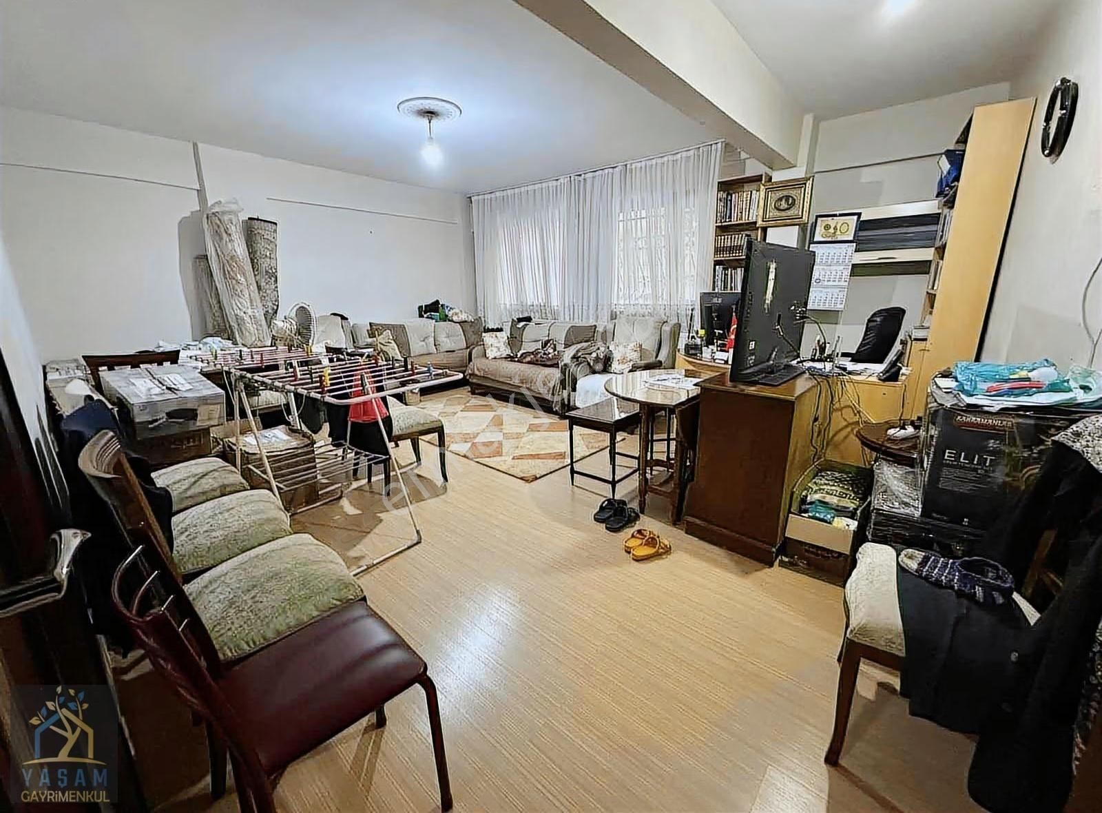 Yaşam Dan Menderes Mah Metroya Yakın Satılık Y Giriş 1+1 Daire - Görsel 3