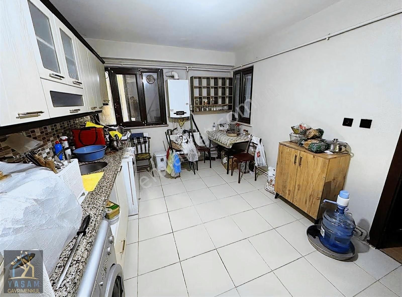 Yaşam Dan Menderes Mah Metroya Yakın Satılık Y Giriş 1+1 Daire - Görsel 2