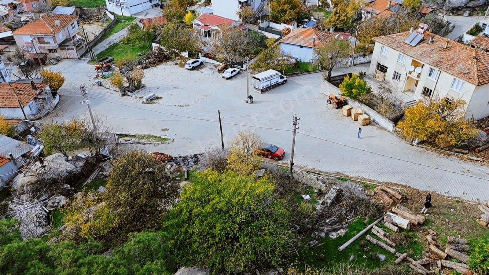 Bergama Kozak Aşağıcuma Mahallesinde 180 M2 Satılık İmarlı Arsa - Görsel 15