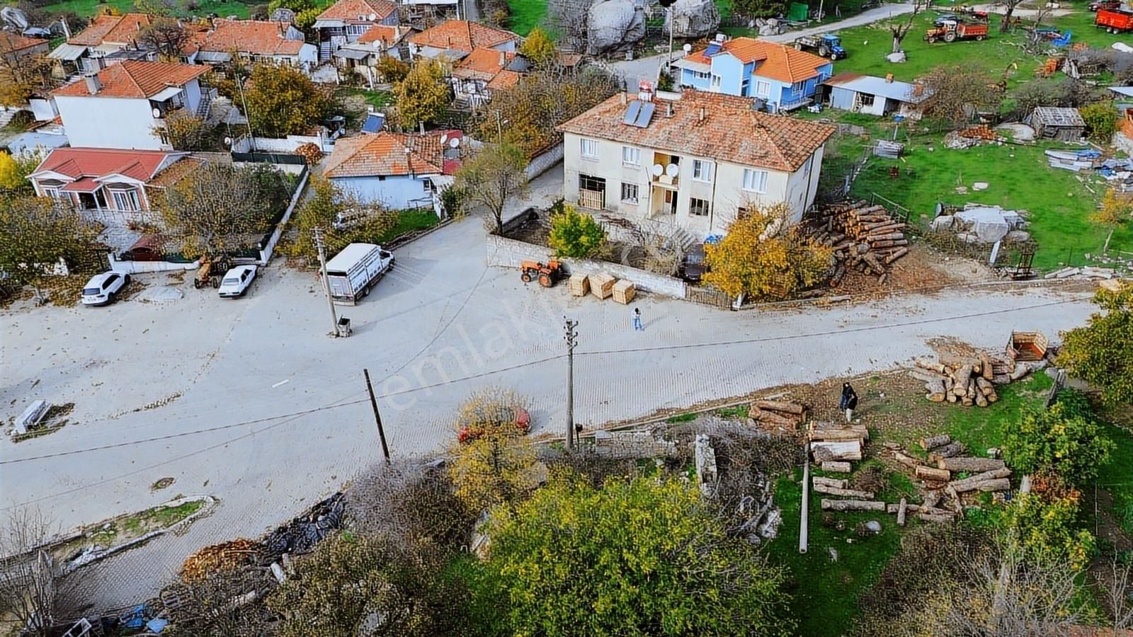 Bergama Kozak Aşağıcuma Mahallesinde 180 M2 Satılık İmarlı Arsa - Görsel 14