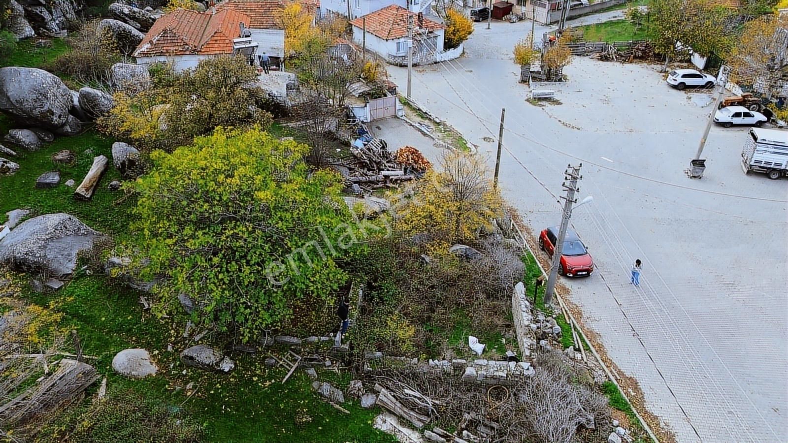 Bergama Kozak Aşağıcuma Mahallesinde 180 M2 Satılık İmarlı Arsa - Görsel 20