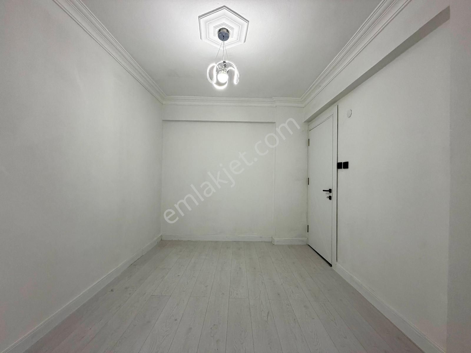 🏡 Referans'tan Akçay' Da İçi Modern Yapılı Ön Cephe Site İçerisinde 2+1 Daire - Görsel 9